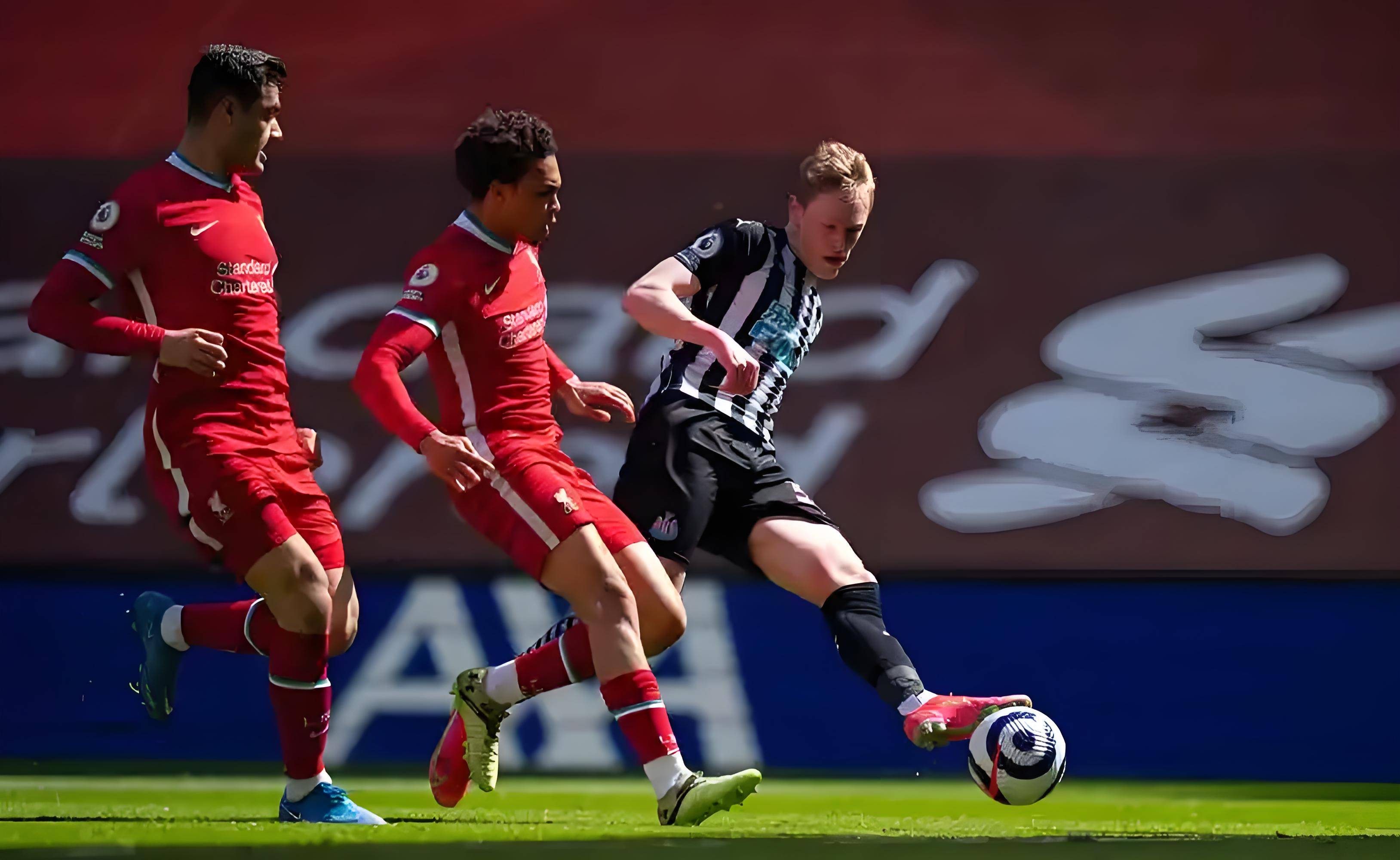 九游游戏中心-包含Rookie在日本队比赛中连败梅西与90激战FPX分钟，连对手都承认：集结日波尔图调整名单以备亚冠的词条